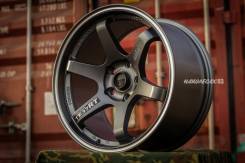 RAYS VOLK RACING. 9.0x17", 5x100.00, ET30, ЦО 72,0 мм.