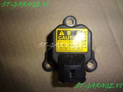 Датчик abs. Toyota: Nadia, Ipsum, Supra, RAV4, Isis, Celica, Carina ED, Corona Exiv, Gaia, MR2, Curren Двигатели: 3SFE, 1AZFSE, 2JZGTE, 2JZGE, 3SGE, 2...