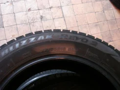 Bridgestone Dueler A/T Revo 2. ������, ��� �����, 2007 ���, �/�, ����� 10 % ����