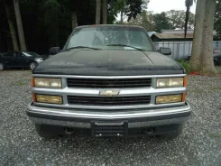 Chevrolet Suburban ����