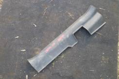 Порог пластиковый. Toyota Wish, ANE11, ZNE10, ANE10, ZNE14 Двигатели: 1ZZFE, 1AZFE, 1AZFSE