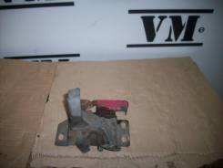 Замок капота. Honda Stepwgn, RF1, RF2 Двигатель B20B