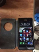 Asus ZenFone 5. �/�