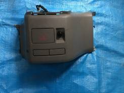 Крышка бардачка. Nissan Homy Elgrand, ALE50, AVWE50, AVE50, ALWE50 Nissan Elgrand, ATE50, APE50, AVWE50, AVE50, ALE50, ALWE50, APWE50, ATWE50 Isuzu Fa...