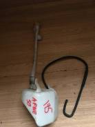 Расширительный бачок. Nissan Homy Elgrand, ALE50, AVWE50, AVE50, ALWE50 Nissan Elgrand, ATE50, APE50, AVWE50, AVE50, ALE50, ALWE50, APWE50, ATWE50 Isu...