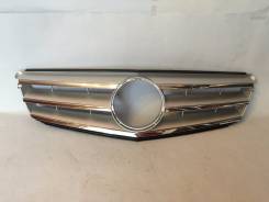 Решетка радиатора. Mercedes-Benz C-Class, W204