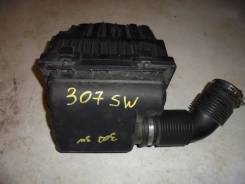 Корпус воздушного фильтра. Peugeot 307, 3A/C, 3H, 3A, C Двигатели: EW10A, EW10J4, EW10J4S