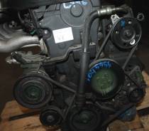 Двигатель в сборе. Kia Carens