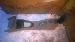 Бардачок. Mazda Familia S-Wagon, BJ5W Двигатели: ZLDE, ZLVE, ZL
