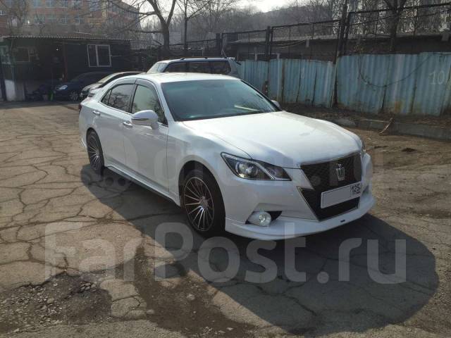 Краун 210 атлет