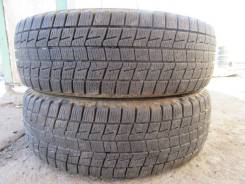 Bridgestone ST30. Зимние, без шипов, 2010 год, износ: 20%, 2 шт