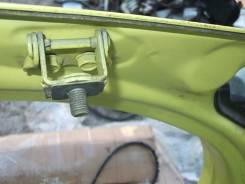 Петля 5-й двери. Пара Toyota Will Chypha NCP70