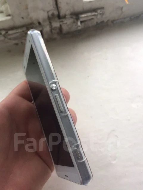 Sony Xperia Z3 Compact. ����� ����