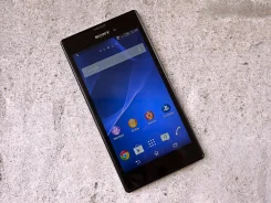 Sony Xperia E3. �/�