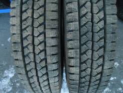 Bridgestone Blizzak. Зимние, без шипов, 2015 год, износ: 5%, 2 шт