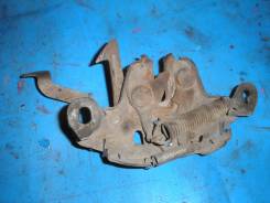 Замок капота. Nissan Bluebird, EU14, HU14, HNU14, ENU14, SU14, QU14