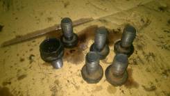 Болт маховика. Nissan Vanette Nissan Caravan Двигатели: LD20TII, LD20T, LD20