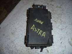 Блок предохранителей под капот. Opel Astra, L69, L48, L35, L67 Opel Astra Family, A04, L35, L48, L67, L69