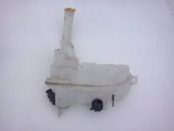 Бачок стеклоомывателя. Mazda Axela, BK3P, BK5P, BKEP Mazda Mazda3, BK Mazda Premacy, CREW, CR3W Mazda Training Car, BK5P