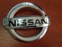 Эмблема решетки. Nissan Note, E11E Двигатели: CR14DE, HR16DE, K9K