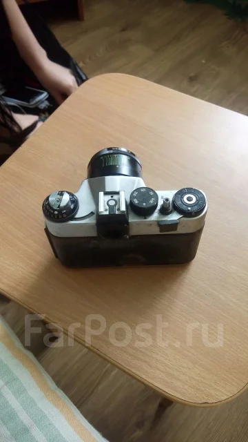 ����� ����