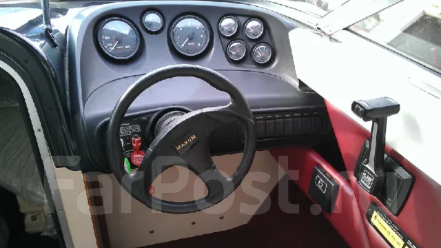 Maxum. 1992 ���, ����� 6��., ��������� ������������, 220��.�. ����