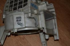 Корпус моторчика печки. Toyota Celica, ST183, ST184, ST185, AT180, ST182 Toyota Corona Exiv, ST183, ST181, ST182, ST180 Toyota Carina ED, ST183, ST182...