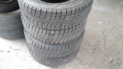 Bridgestone. Всесезонные, износ: 10%, 4 шт