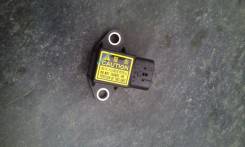 Датчик замедления. Toyota: Vitz, Ractis, Isis, Corolla Axio, Corolla Fielder, ist Двигатели: 2NZFE, 1NRFE, 1NZFE, 3ZRFAE, 2ZRFAE