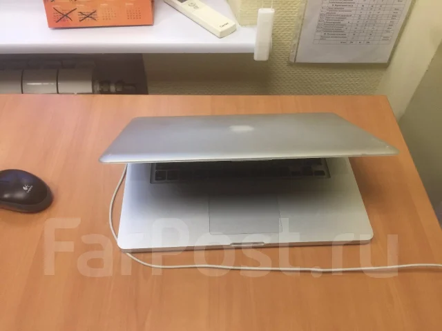 Apple MacBook Pro 15 2011 Late MD322. 15.4", 2,4����, ��� 4 ��, ���� 1 000���, WiFi: 1, Bluetooth: 1, ����������� �� 7��. ����