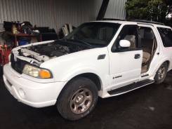 Lincoln Navigator. 5LMEU27L5WLJ02299