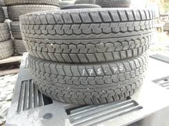Dunlop SP LT 01. Зимние, без шипов, 2008 год, износ: 20%, 2 шт