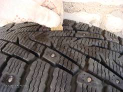 Nokian Hakkapeliitta 7 SUV. Зимние, шипованные, 2014 год, износ: 50%, 2 шт