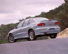Стекло боковое. Chevrolet Cavalier