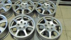 Honda. 6.0x16, 5x114.30, ET49, ЦО 64,1 мм.