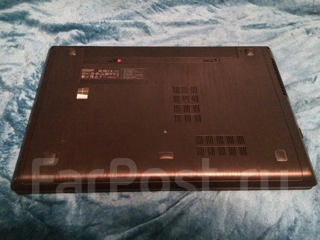 Lenovo IdeaPad Z710. 17.3", 2,4����, ��� 8 ��, ���� 1 000���, WiFi: 1, Bluetooth: 1 ����