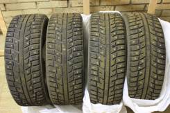 BMW 157 стиль + Kumho i'Zen KW22. 8.0x17 5x120.00 ET34 ЦО 72,5 мм.
