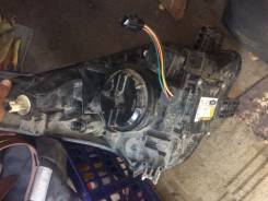 Фара. Toyota Ractis, NCP100