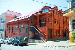 Точка выдачи/Show-Room — 55 м2 центр/отдельный вход/Парковка. 55 кв. м., улица Светланская 55б, р-н Центр. Дом снаружи