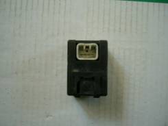 Реле поворота. Toyota Corolla, AE109, EE107, EE108, CE106, CE108, CE109, EE106, EE103, EE104, EE102 Toyota Sprinter, EE104, EE103, EE102, EE108, EE107...