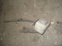 Бачок сцепления. Nissan Condor, EH40, AH40, FH40, JH40, FGH40, PH40, SQH40, SH40, MGH40, JGH40, RH40, WH40, SGH40, MH40 Nissan Atlas, AGF22, RH40, WH4...