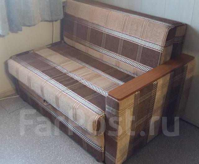 Диван малогабаритный раскладной, б/у, в наличии. Цена: 10 000₽ во ...