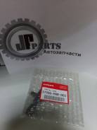 Датчик положения коленвала. Honda: Jazz, CR-V, FR-V, Edix, Stream, Civic Hybrid, Civic, Integra Двигатели: L12A1, L12A3, L12A4, L13A1, L13A5, L13A6, L...