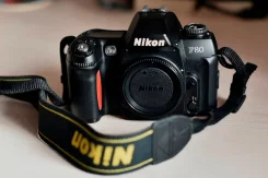 Nikon F80. ����� 4-� ��, ���: ��� ���� ����