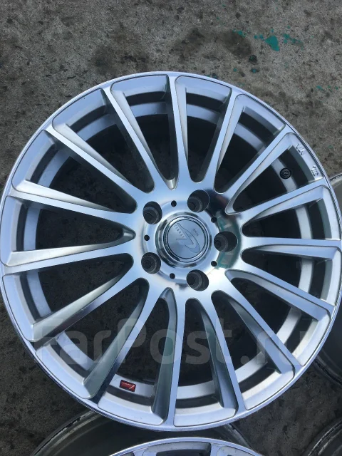 WSP Lione. 7.0x17", 5x114.3, ET47. ��� ����� �� ������������ ����