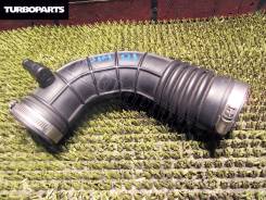 Патрубок впускной. Suzuki Jimny, JB33W, JB43W Suzuki Jimny Wide, JB33W, JB43W Двигатели: G13B, M13A