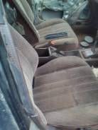 Интерьер. Toyota Carina, AT170, AT170G, AT171, AT175, CT170, CT170G, CT176, ET176, ST170, ST170G, ST171 Двигатели: 2C, 2CL, 2CT, 3E, 4AFE, 4AFHE, 4AGE...