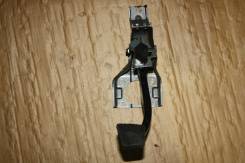 Педаль тормоза. Hyundai Elantra Hyundai i40 Hyundai Avante Hyundai i30 Kia cee'd Kia Cerato, YD Kia Forte Kia K3 Двигатели: G4FG, G4NA