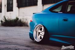 Rotiform. 8.0x16", 4x100.00, ET20, ЦО 73,1 мм. Под заказ