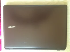 Acer Aspire E3-112. 11.6", 2,2����, ��� 2048 ��, ���� 240���, WiFi, Bluetooth, ����������� �� 5��.